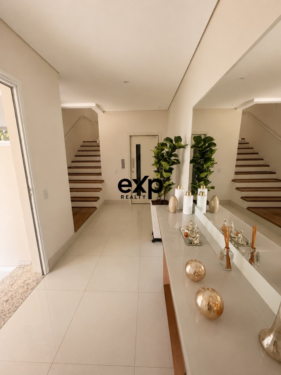 Casa em Condomínio à venda em Vinhedo, Rua Piracicaba 33 Condominio Estância Marambaia Vinhedo 13280-000, 1150 m²