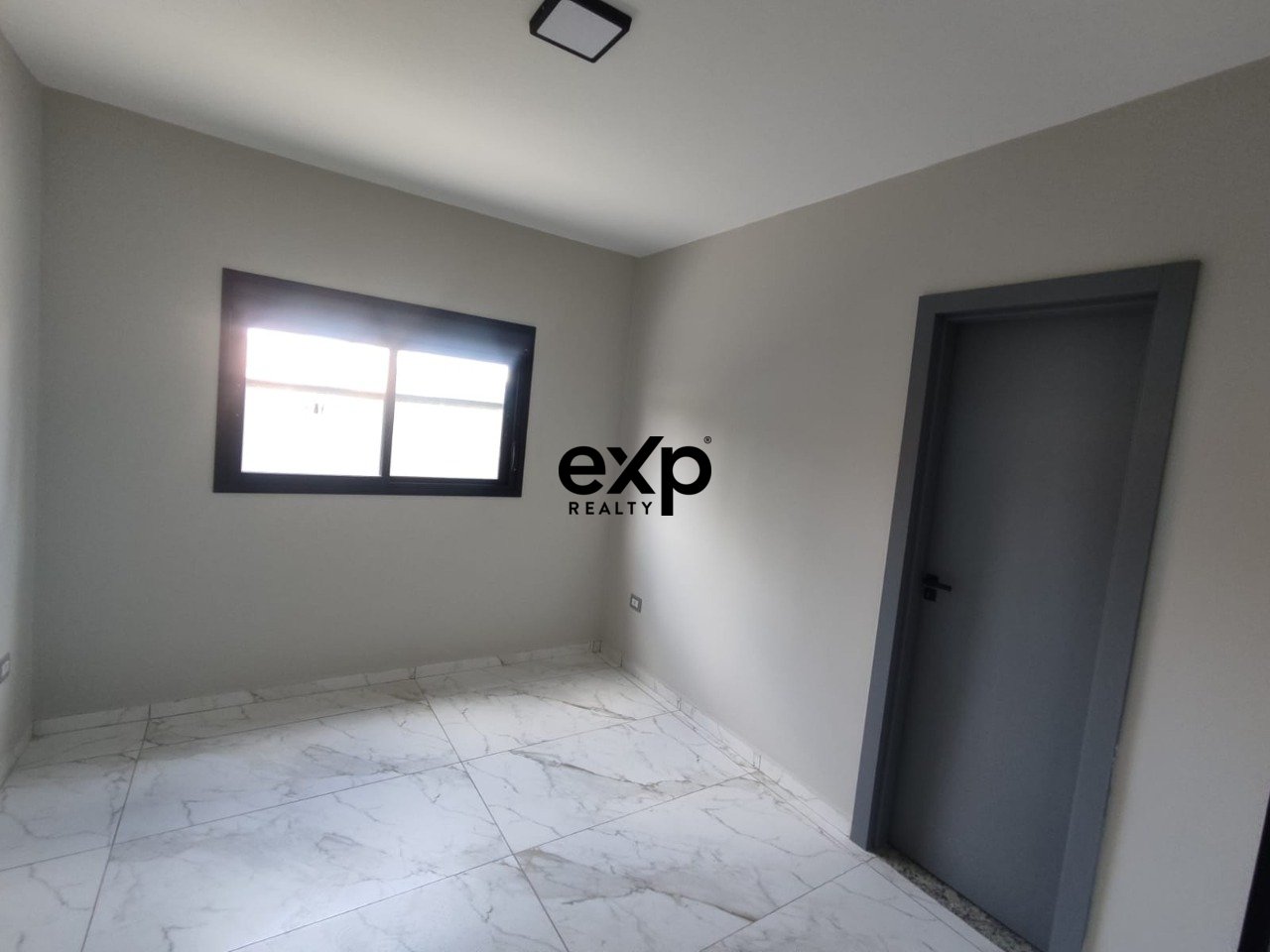 Casa à venda em Colombo, Frederico DAgostin 75 Roca Grande Colombo 83402-395, 130 m²