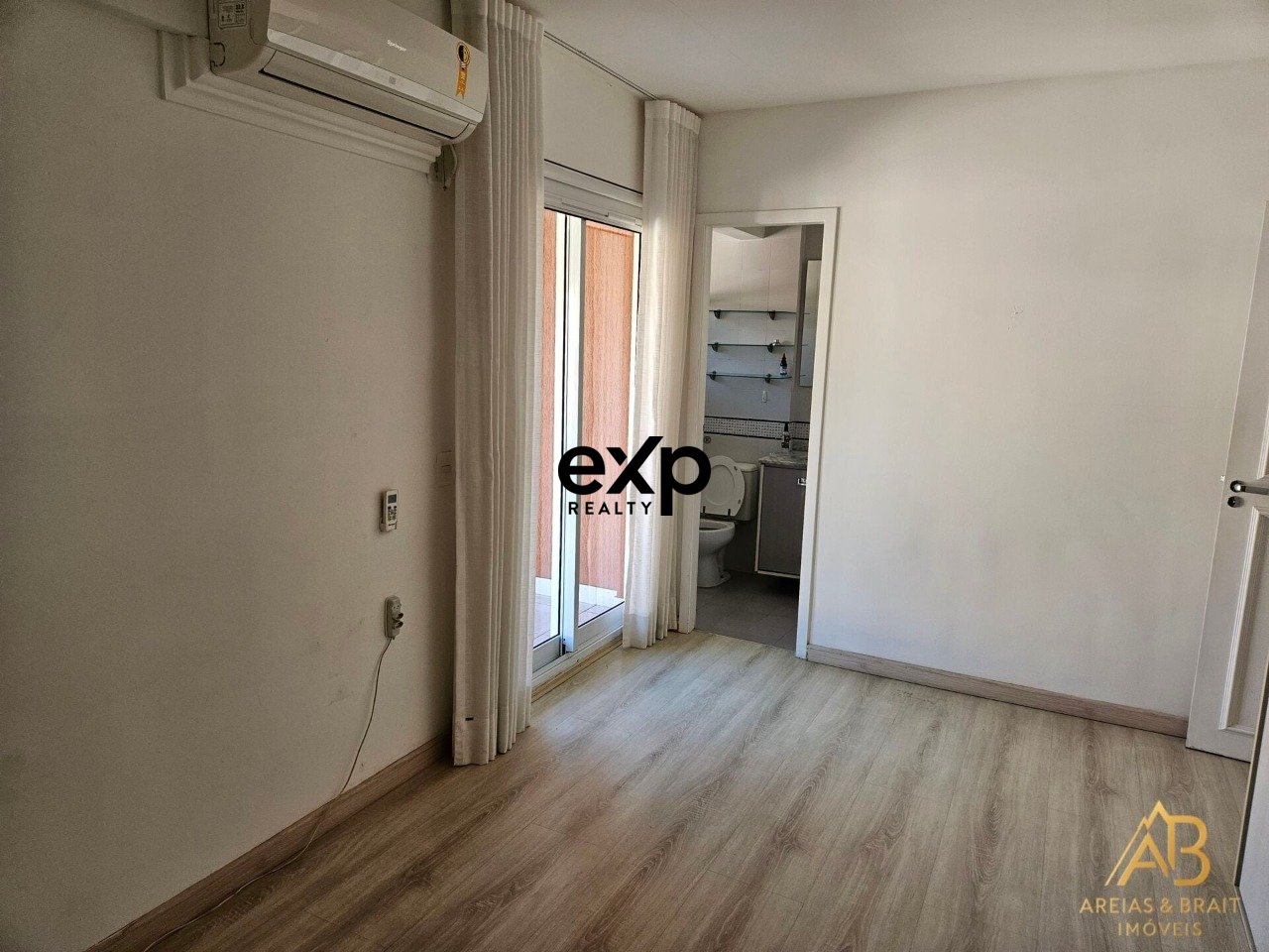 Apartamento à Venda no Condomínio Albergo Dei Pini, 178 m² por R$ 897.000,00 - Itaipava, Petrópolis/RJ