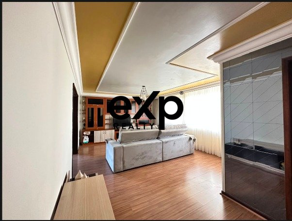Casa à venda em Curitiba, Valentina Bailo Geronazzo 65 Boa Vista Curitiba 82560-380, 551 m²