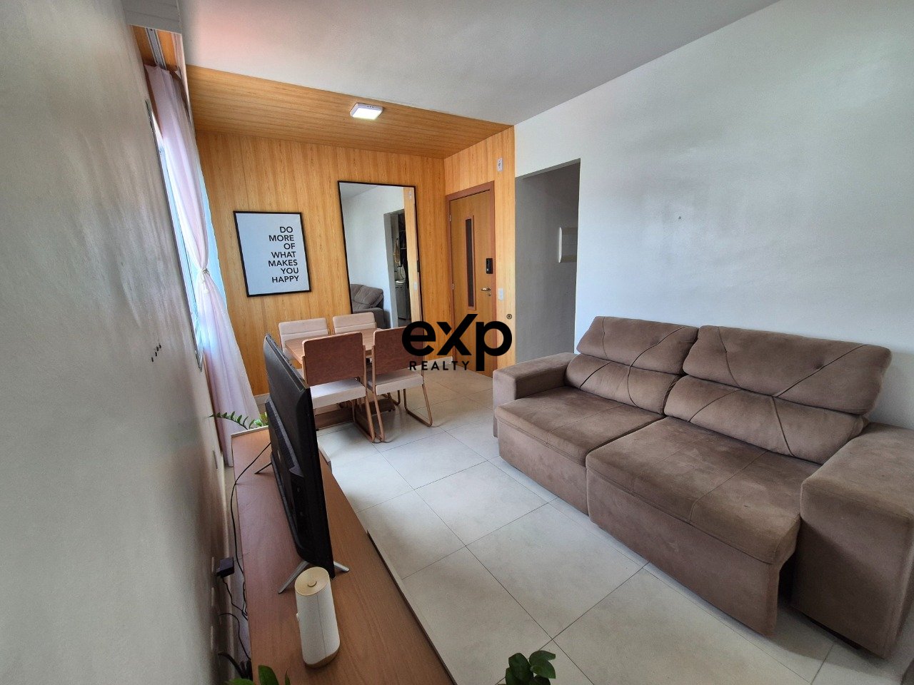 Apartamento com suíte à venda em Abrantes