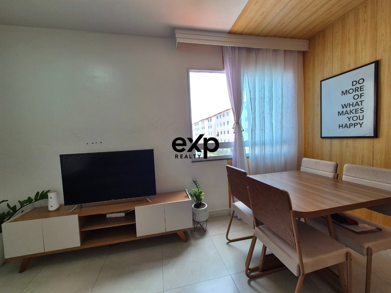 Apartamento com suíte à venda em Abrantes