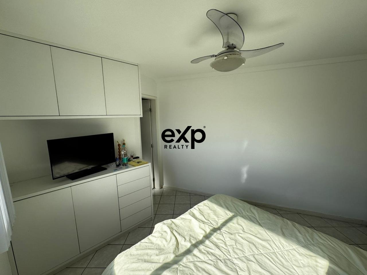 Apartamento à venda em Vitória, Maria de Lourdes Poyares Labuto 245 Mata da Praia Vitória 29065-540, 80 m²