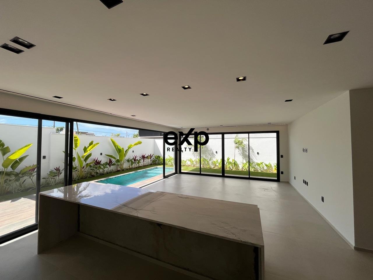 Casa em Condomínio à venda em Parnamirim, Av. Alphaville 180 Pium Parnamirim 59160-400, 445 m²
