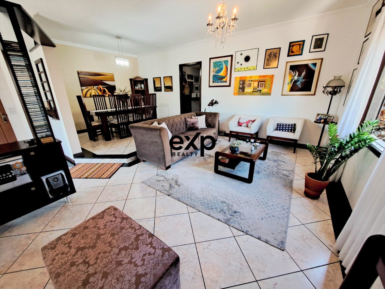 Casa à venda em Blumenau, Félix Gieseler Sênior 402 Velha Blumenau 89041-180, 540 m²