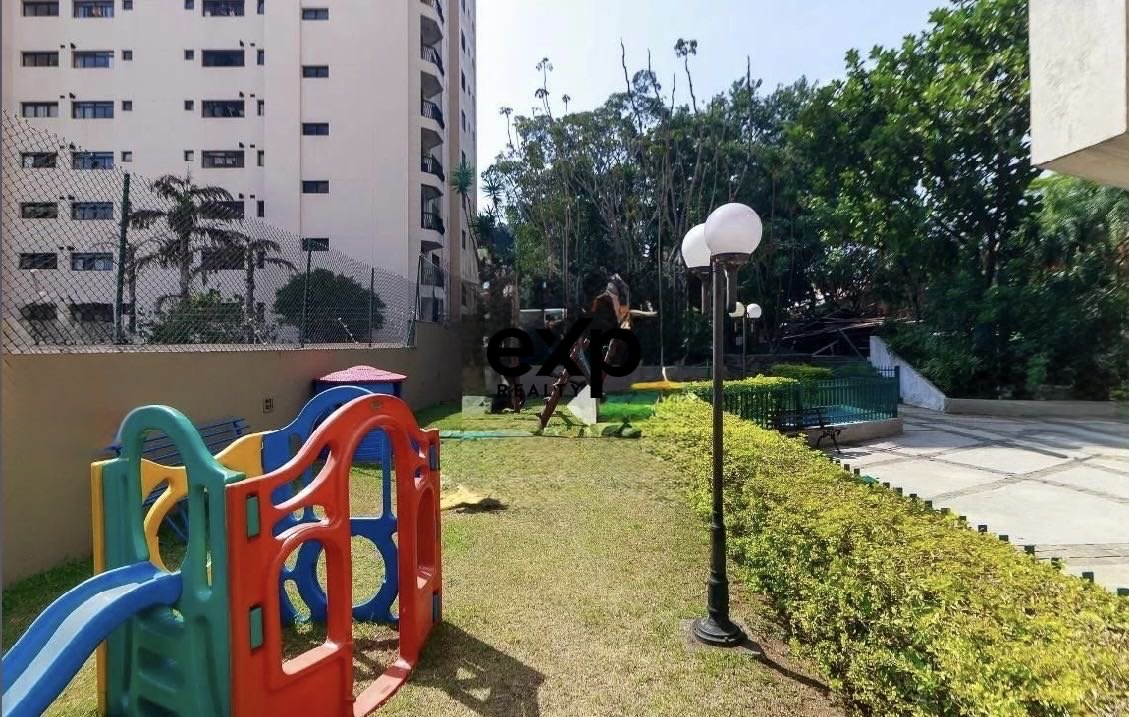 Apartamento para alugar em São Paulo, Rua São Benedito 873 Santo Amaro São Paulo 04735-002, 160 m²