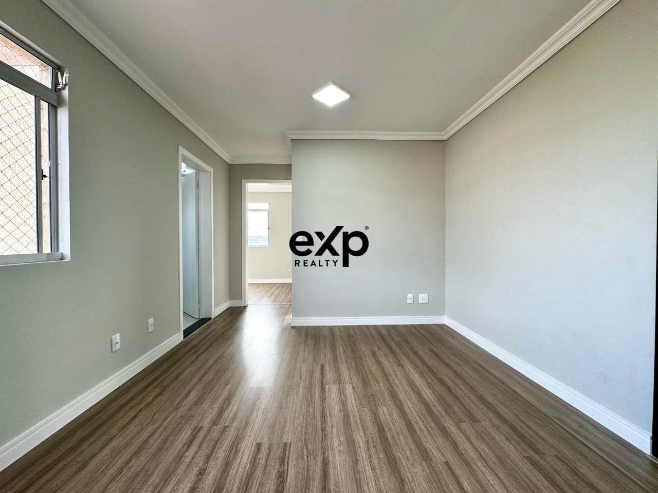 Apartamento à venda em Sao Jose dos Pinhais, Guatupê 2950 Ipê Sao Jose dos Pinhais 83055-530, 46 m²