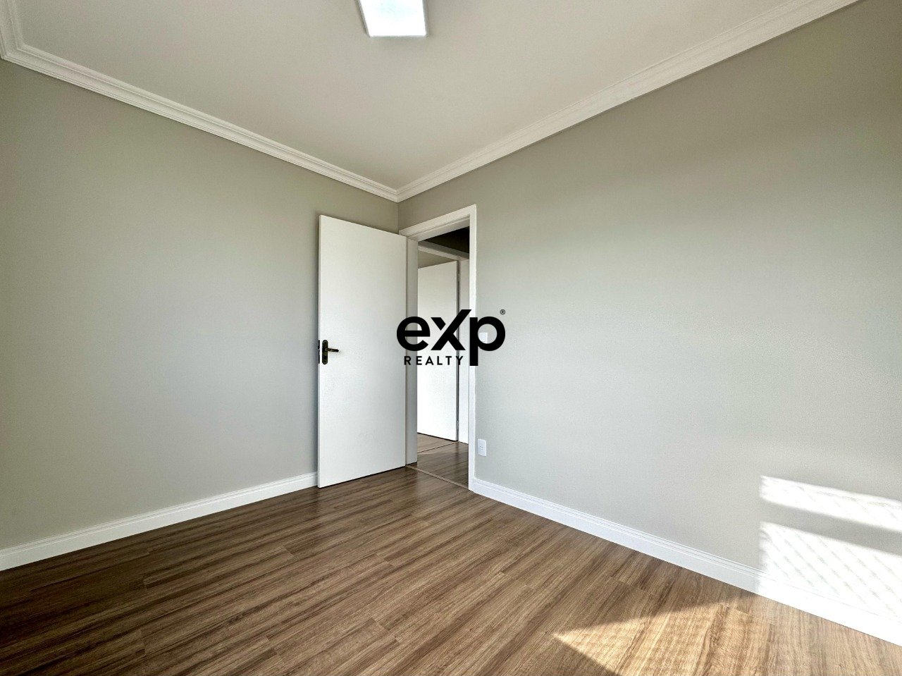 Apartamento à venda em Sao Jose dos Pinhais, Guatupê 2950 Ipê Sao Jose dos Pinhais 83055-530, 46 m²