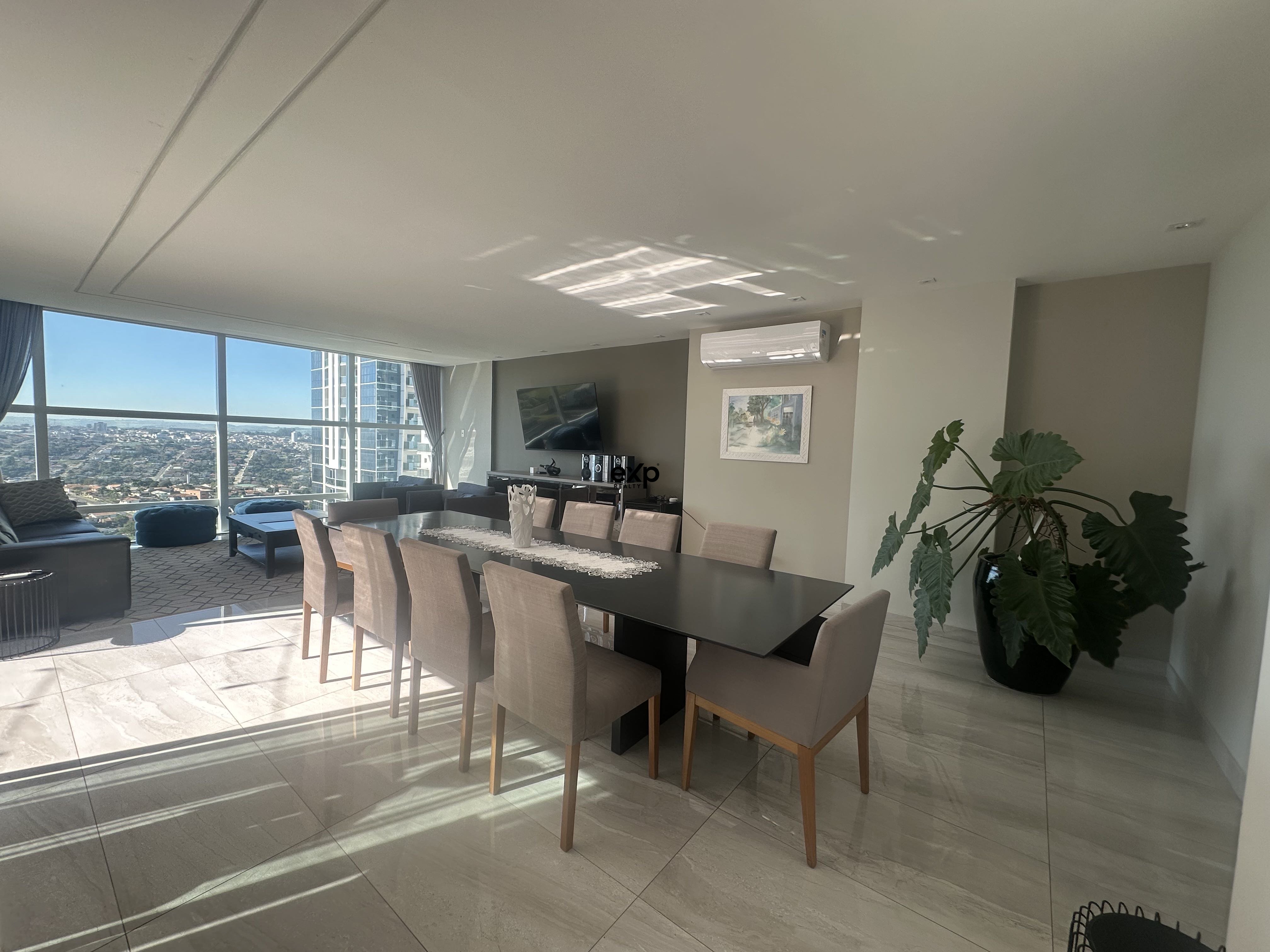 Cobertura Exclusiva no CEZANNE | Porteira Fechada | Vista Panorâmica