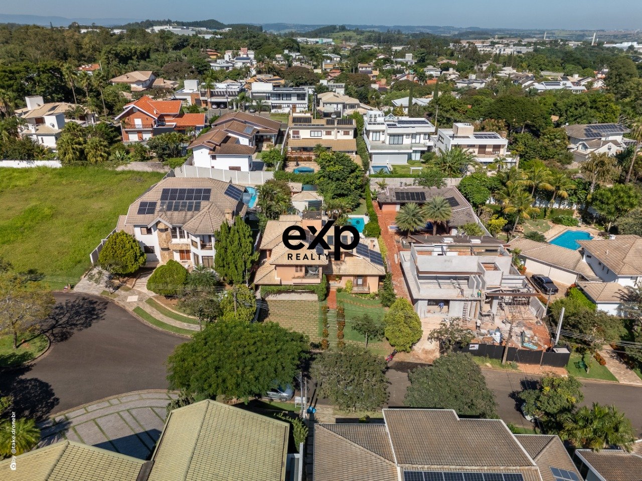 Casa à venda no Village Visconde de Itamaracá em Valinhos/SP | Alto Padrão | 507 m² | 4 dormitórios sendo 2 Suítes | R$ 4.300.000