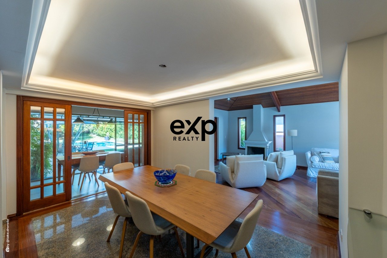 Casa à venda no Village Visconde de Itamaracá em Valinhos/SP | Alto Padrão | 507 m² | 4 dormitórios sendo 2 Suítes | R$ 4.300.000