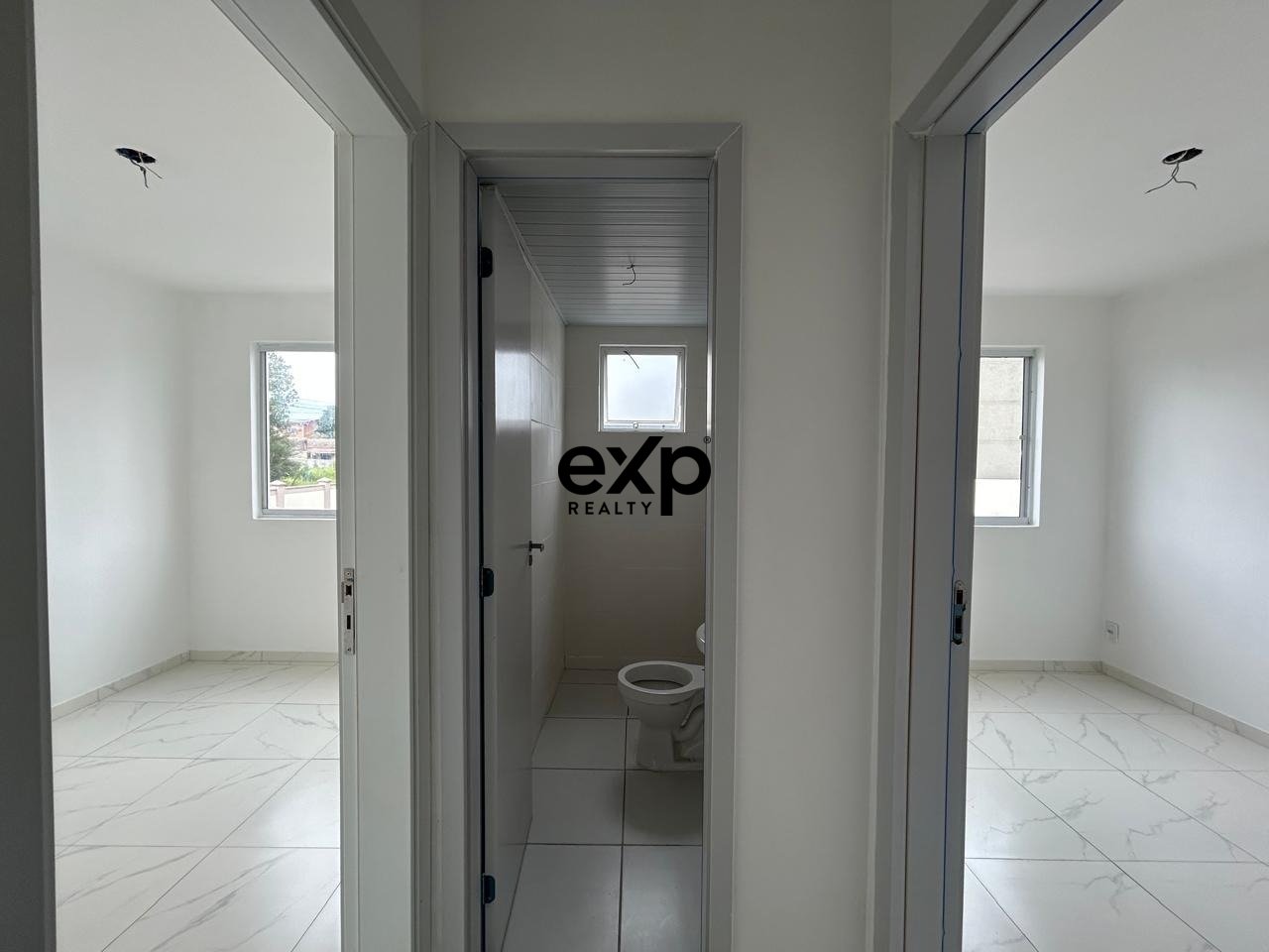 Apartamento à venda em Campo Largo, Maria Joaquina Vaz 721 Jardim Itaqui Campo Largo 83604-581, 40 m²