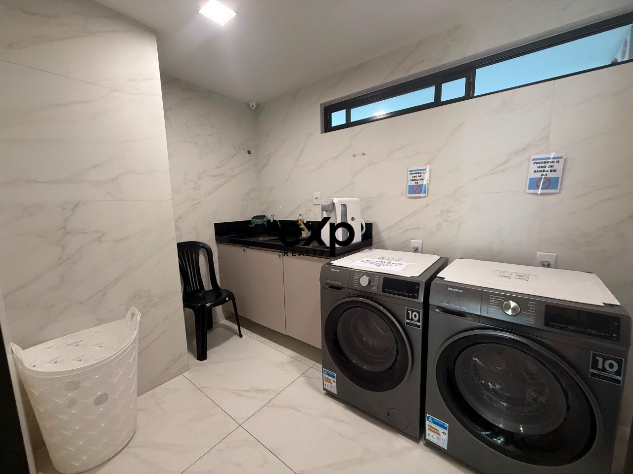 Selling Furnished Flat in Jardim Oceania 150m from the Waterfront in João Pessoa 4