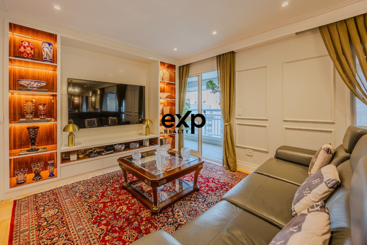 Apartamento à Venda | Vila Suzana | 248 m² | 4 Suítes | R$ 1.750.000