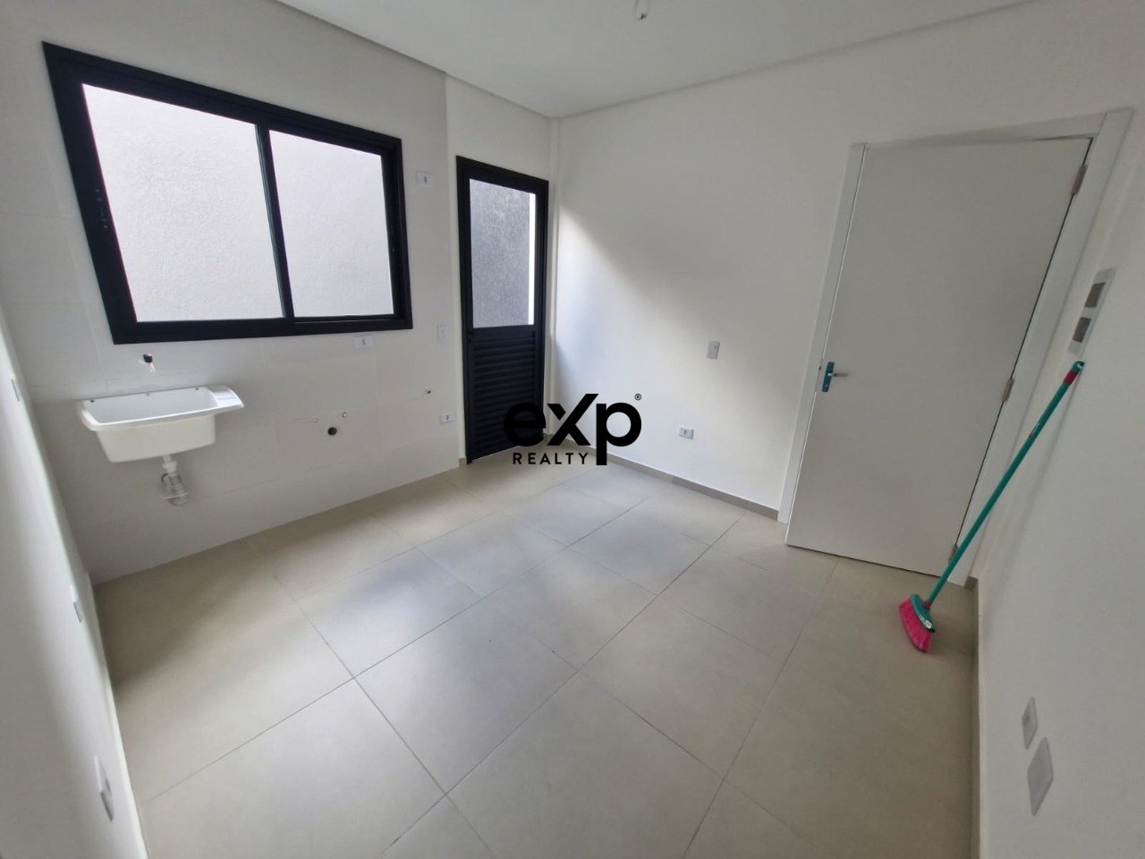 Apartamento à venda em Curitiba, Esper Jorge Chueri 1461 Cajuru Curitiba 82930-220, 23 m²