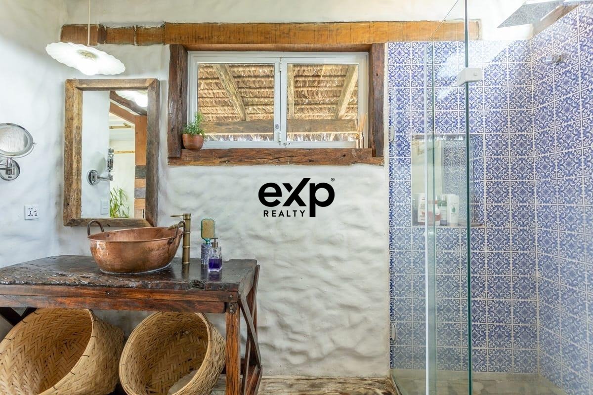 Beautiful Beachfront Condominium House for Sale in Ilhabela 2