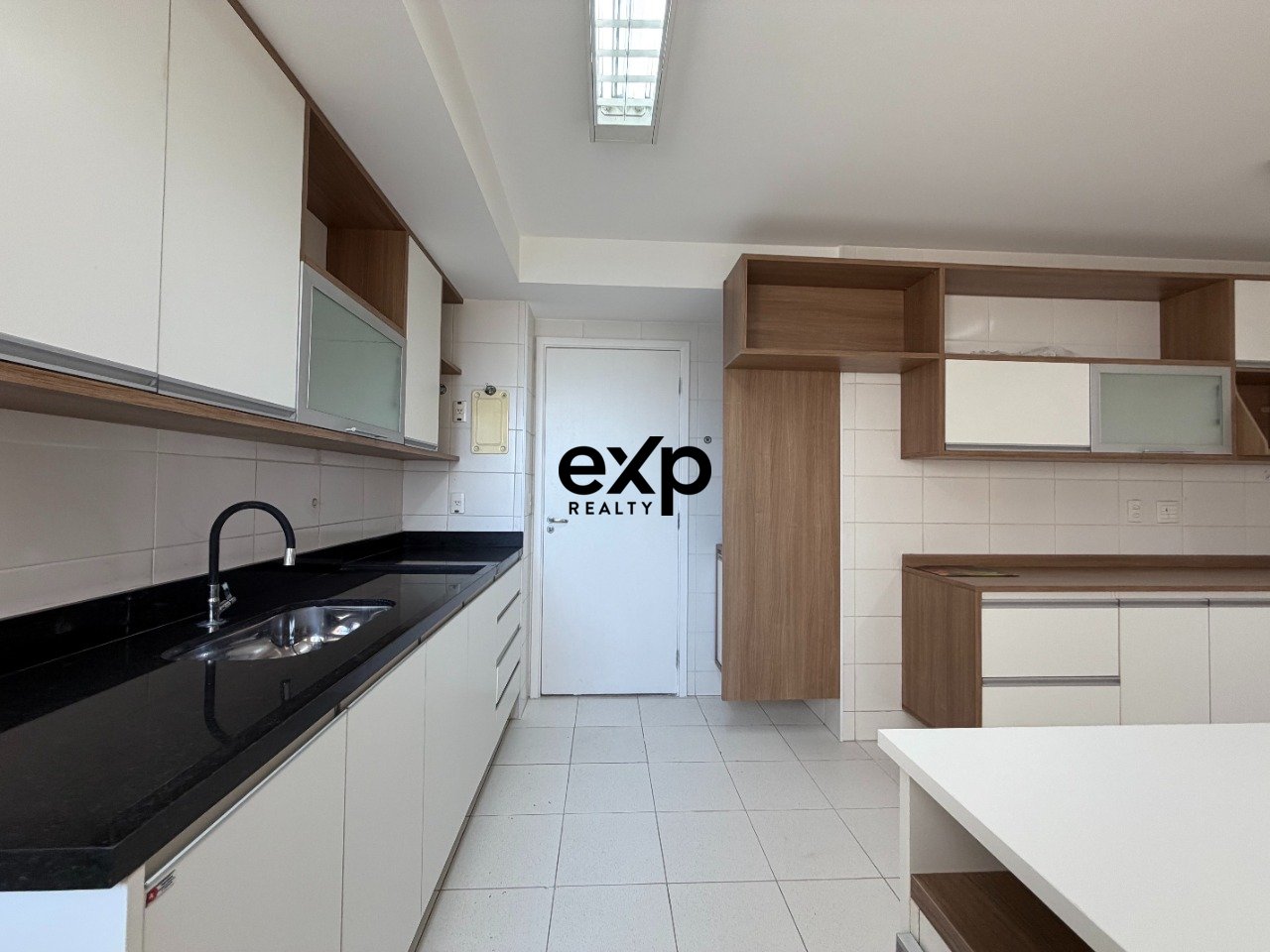 Apartamento à venda em São Paulo, Avenida Dr. Guilherme Dumont Vilares 1930 Vila Andrade São Paulo 05640-003, 172 m²