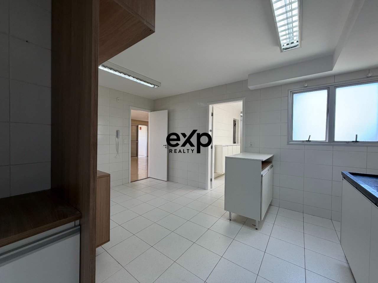 Apartamento à venda em São Paulo, Avenida Dr. Guilherme Dumont Vilares 1930 Vila Andrade São Paulo 05640-003, 172 m²