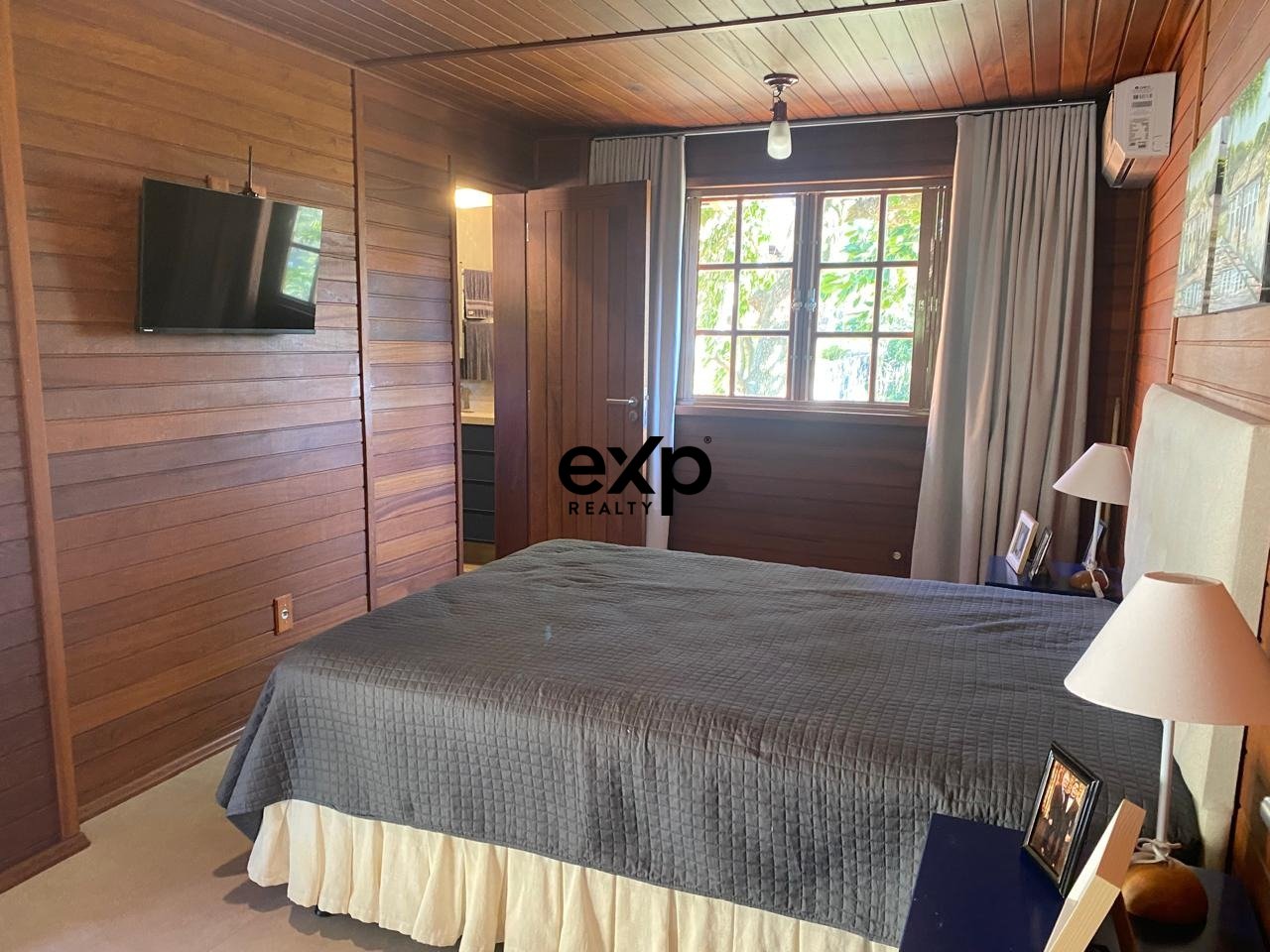 Casa em Condomínio à venda em Florianópolis, Admar Gonzaga 3958 Lagoa da Conceição Florianópolis 88062-001, 1813 m²