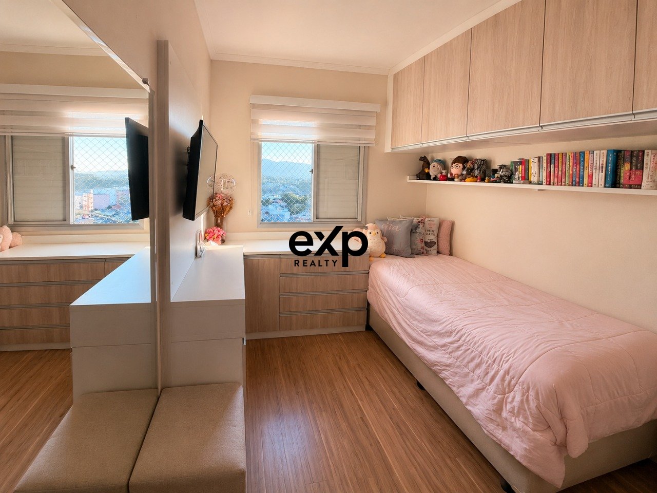 Lindo apartamento com 2 quartos e escritório no Residencial Nove de Julho
