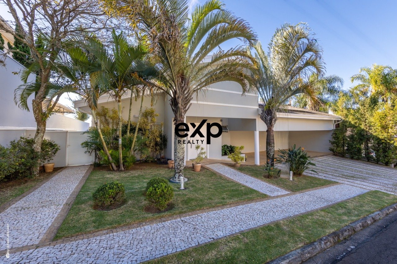 Casa Térrea Moderna à Venda em Condomínio de Alto Padrão em Valinhos/SP