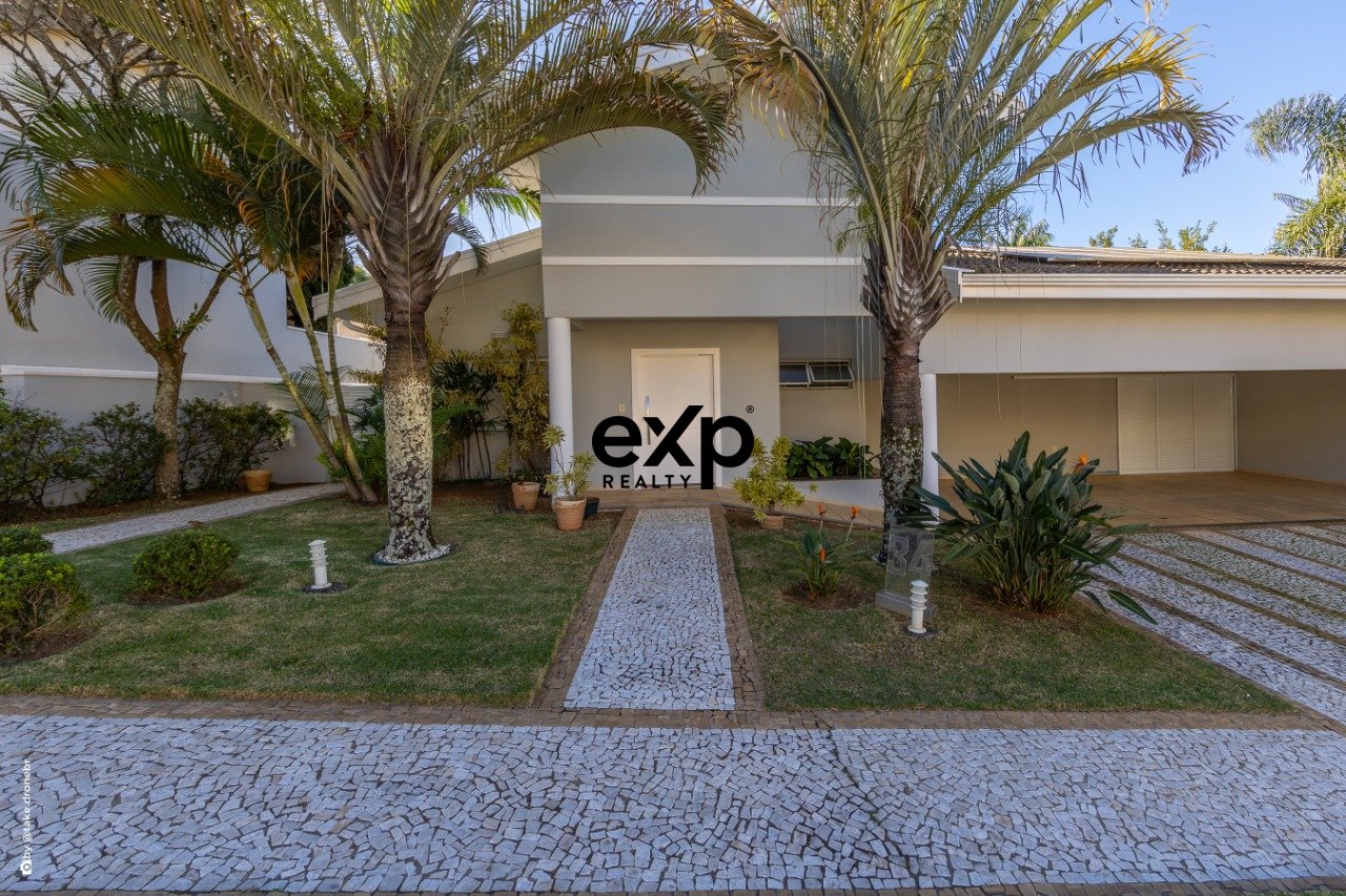 Casa Térrea Moderna à Venda em Condomínio de Alto Padrão em Valinhos/SP
