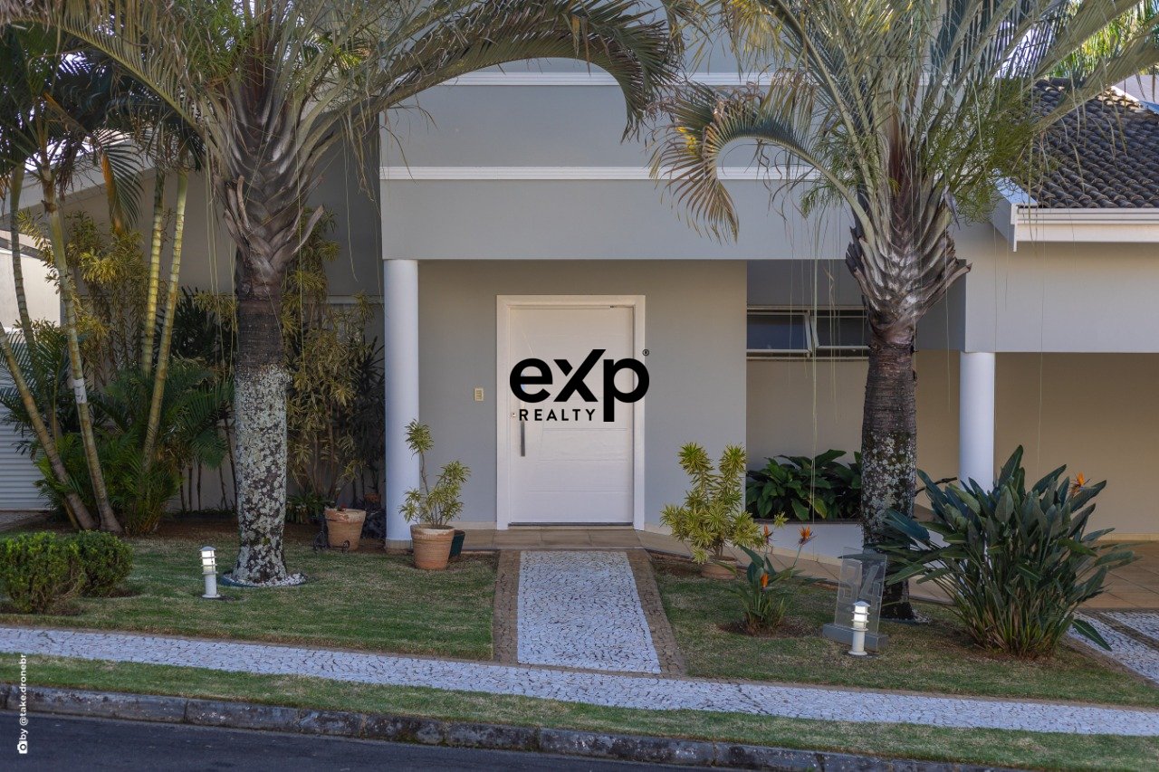 Casa Térrea Moderna à Venda em Condomínio de Alto Padrão em Valinhos/SP