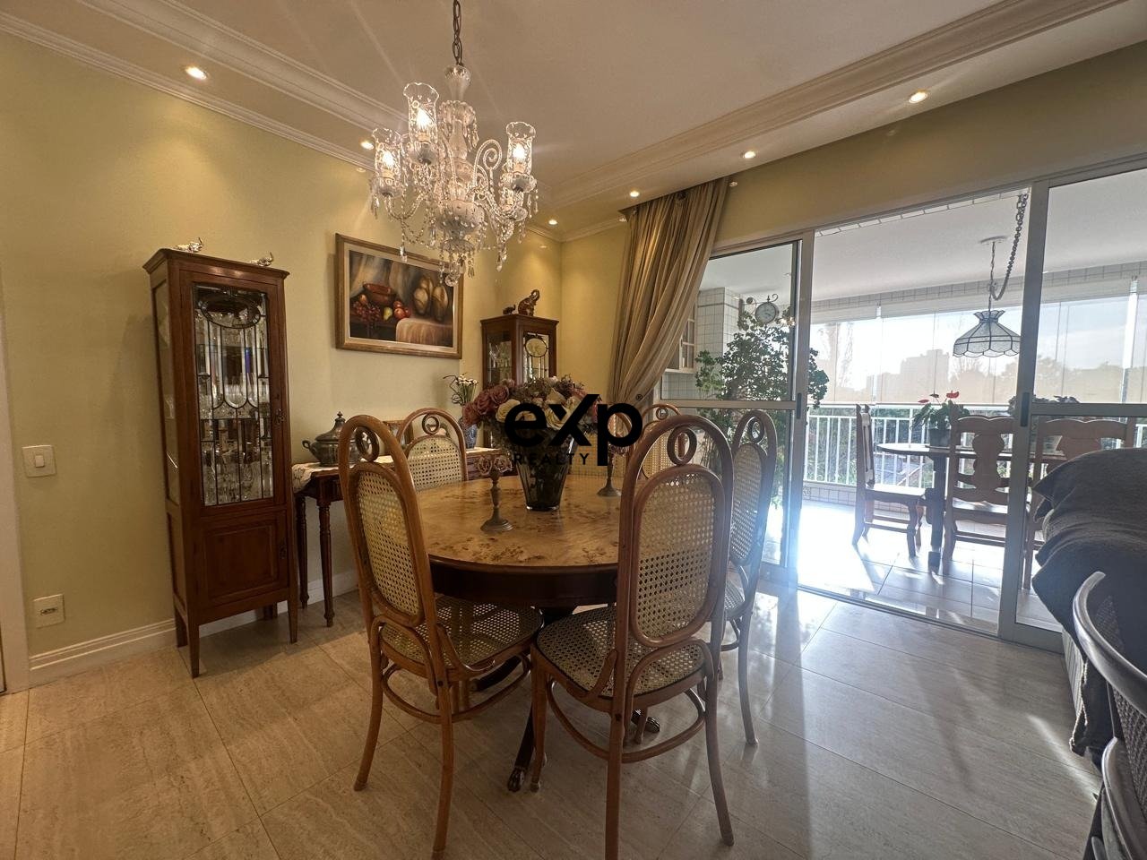 Apartamento à venda 136m² - Condomínio Magic Resort, São Paulo!