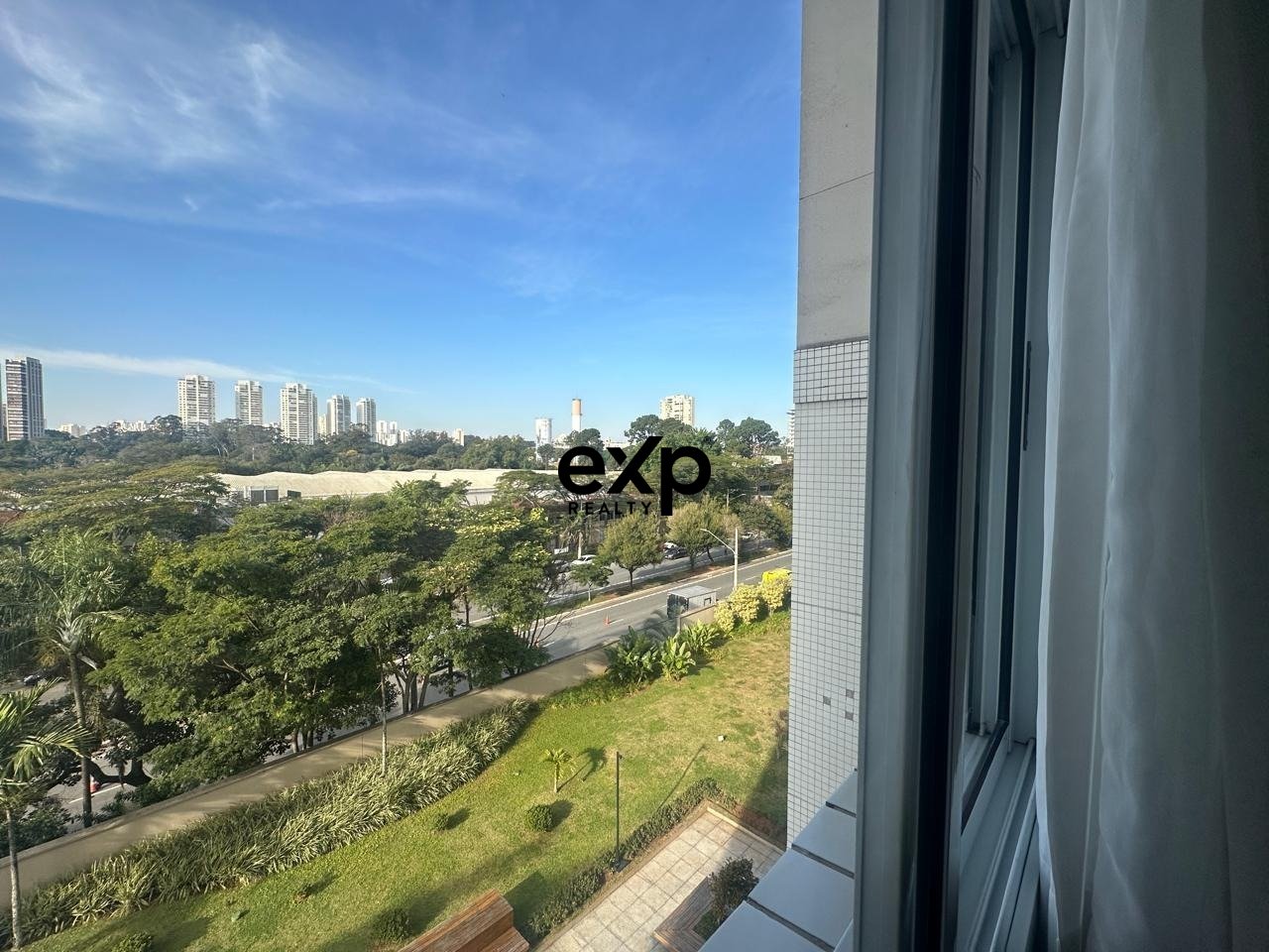 Apartamento à venda 136m² - Condomínio Magic Resort, São Paulo!