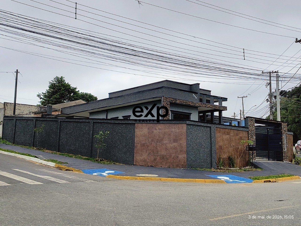 Casa à venda em Fazenda Rio Grande, Rio Paranaíba 1316 Iguaçu Fazenda Rio Grande 83833-245, 198 m²