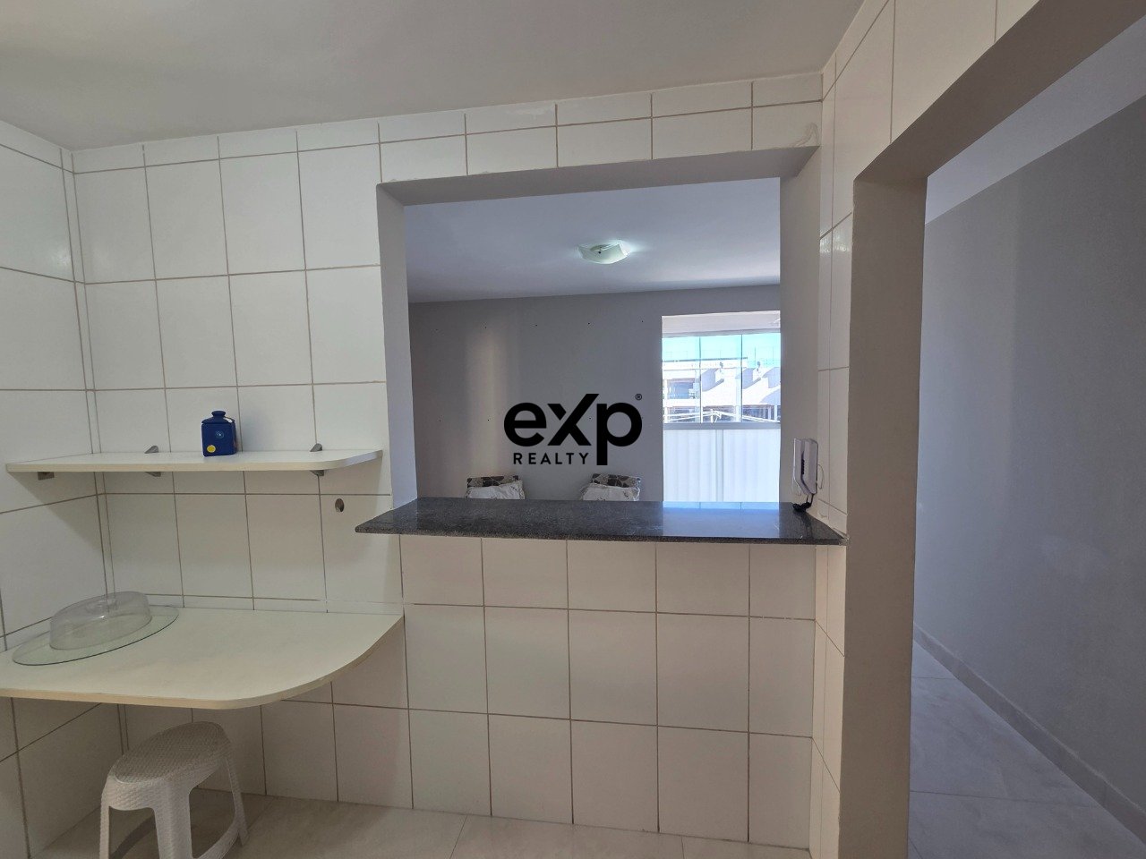 Apartamento para Locação com 3 quartos em Pitangueiras