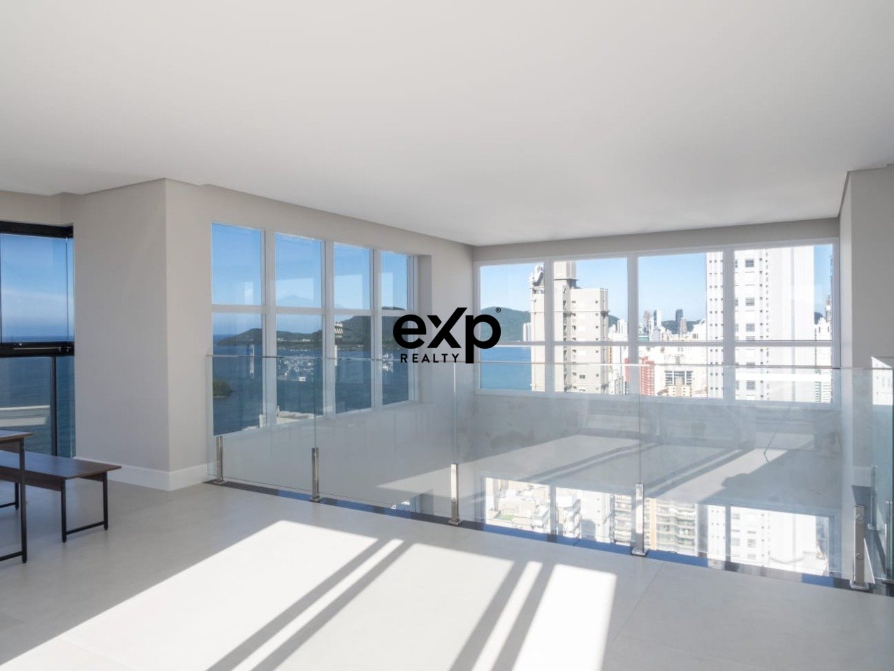 Cobertura à venda em BALNEÁRIO CAMBORIÚ, Centro, Rua 901 20 Centro BALNEÁRIO CAMBORIÚ 88330-725, 502 m²
