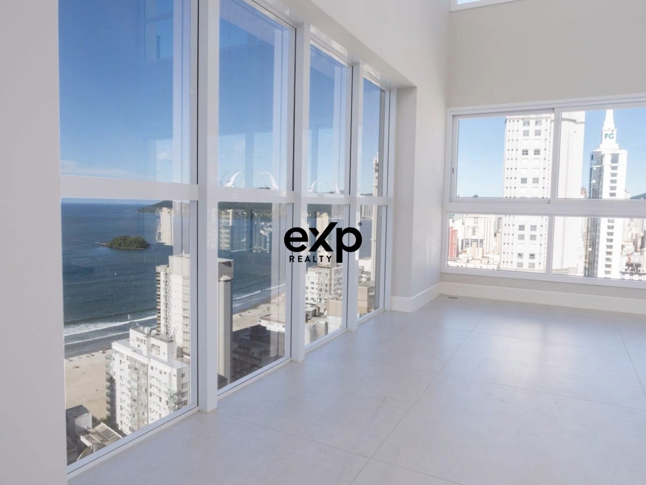 Cobertura à venda em BALNEÁRIO CAMBORIÚ, Centro, Rua 901 20 Centro BALNEÁRIO CAMBORIÚ 88330-725, 502 m²