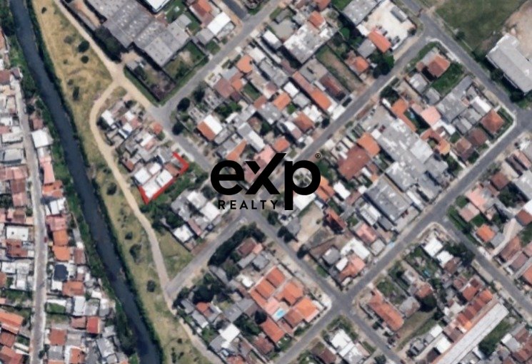 Terreno com 453 m² em Pinhais - Duas frentes