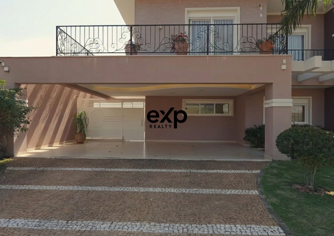 Mansão em Condomínio Fechado com detalhes e surpresas em Atibaia/SP