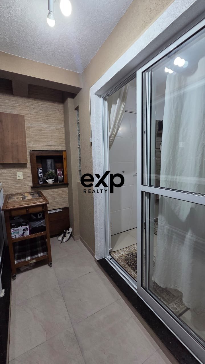 Apartamento à venda no bairro Cruzeiro em São José dos Pinhais