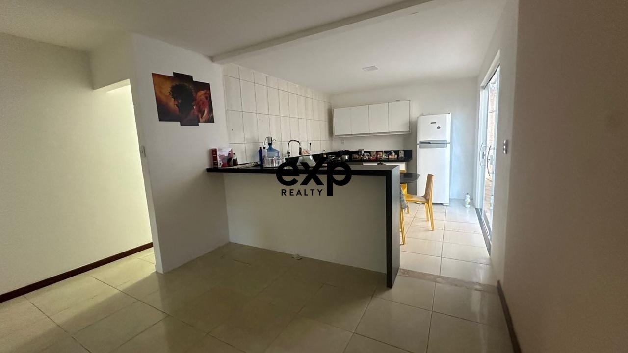 Casa em condomínio à venda em Itapuã, Salvador