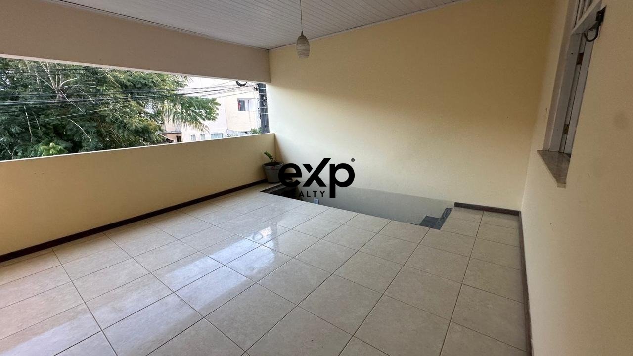 Casa em condomínio à venda em Itapuã, Salvador