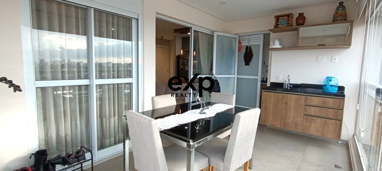 Lindo apto 75 m²,  2 dormitórios, 1 vaga para venda no Caxingui.