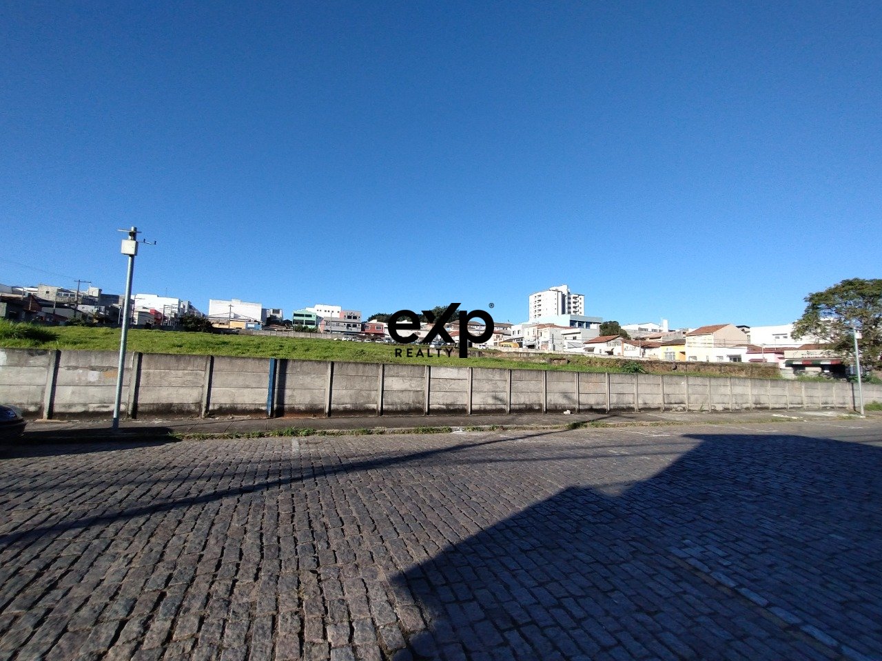 Área de 9.036 m² em Quadra Única | ZEC-3 | Alto Potencial para Incorporação