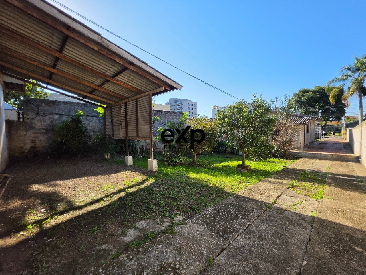 Um TERRENO que une LOCALIZAÇÃO, POTENCIAL e EXCELENTE CUSTO-BENEFÍCIO.