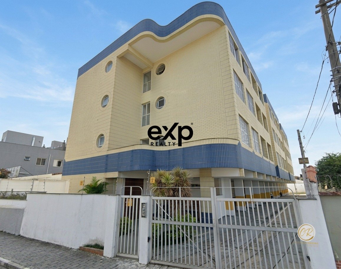 Apartamento no Centro de Ubatuba | 2 Dormitórios | 1,1 km da Praia do Cruzeiro