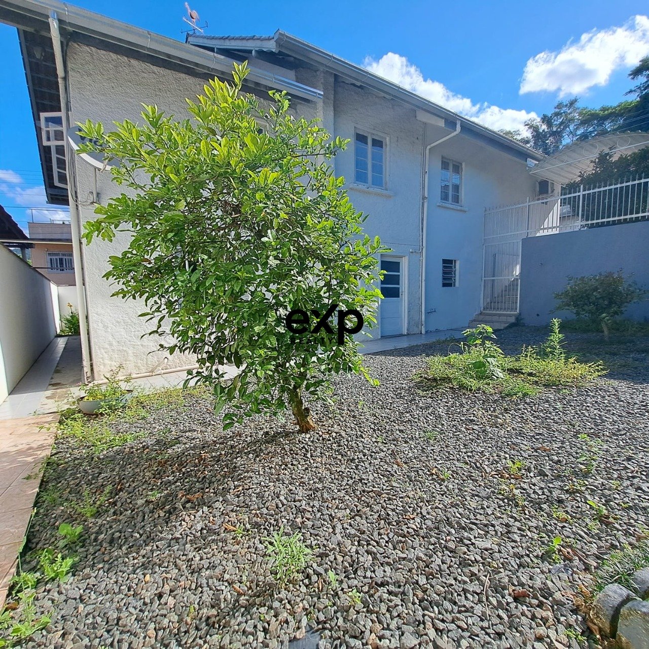 Casa Comercial na Rua General Osório, bairro Velha - Blumenau/SC