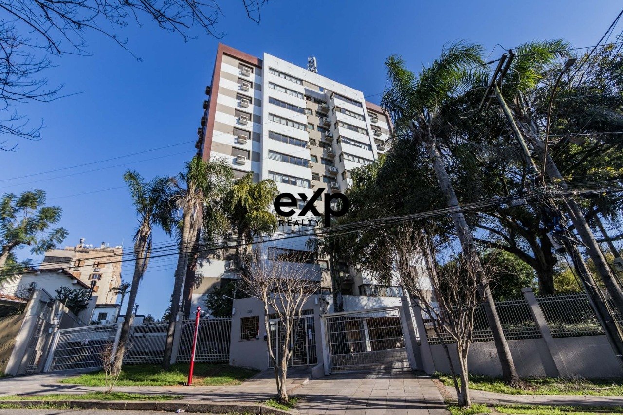 Apartamento de 94 m² com 3 Dormitórios, Suíte, Churrasqueira e 2 Vagas Cobertas no Cristo Redentor