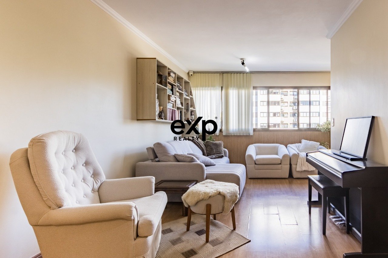 Apartamento de 94 m² com 3 Dormitórios, Suíte, Churrasqueira e 2 Vagas Cobertas no Cristo Redentor