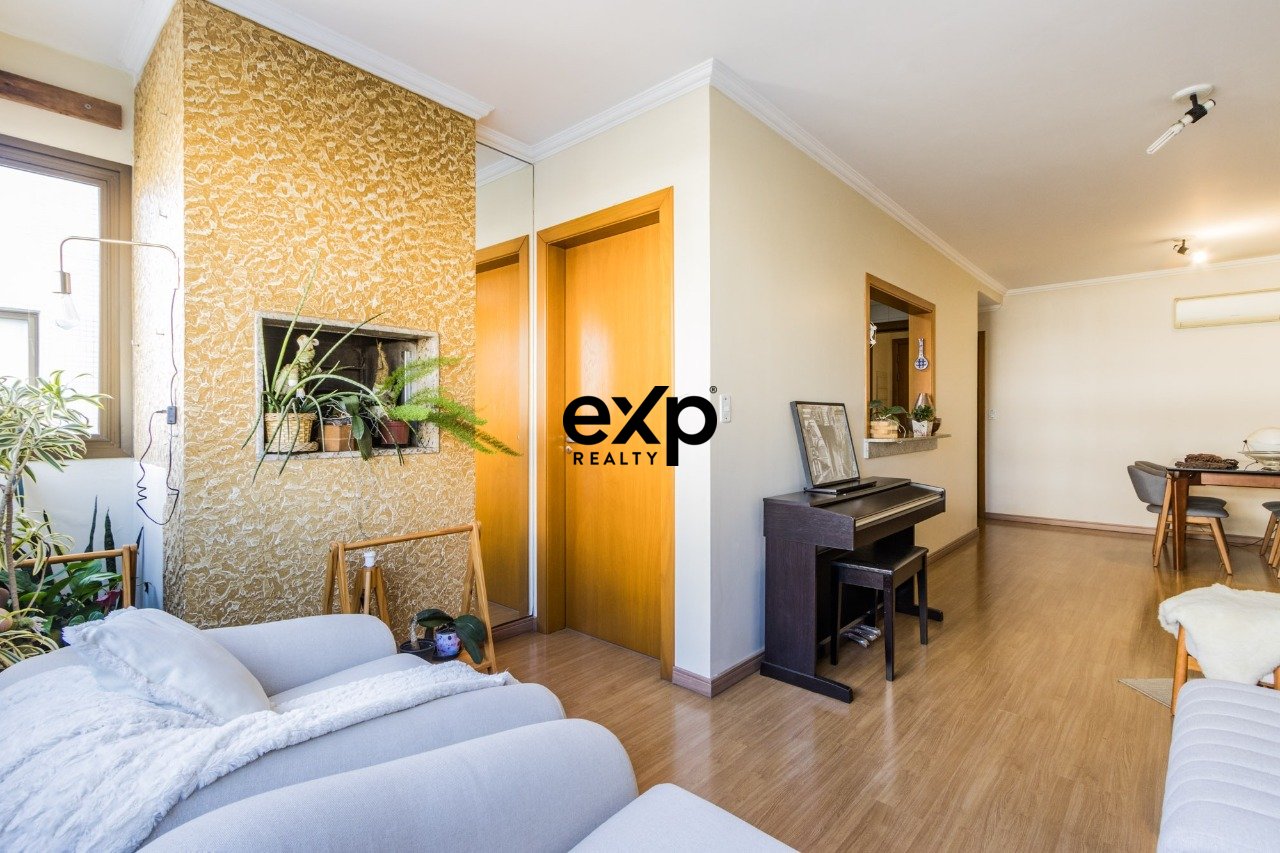 Apartamento de 94 m² com 3 Dormitórios, Suíte, Churrasqueira e 2 Vagas Cobertas no Cristo Redentor