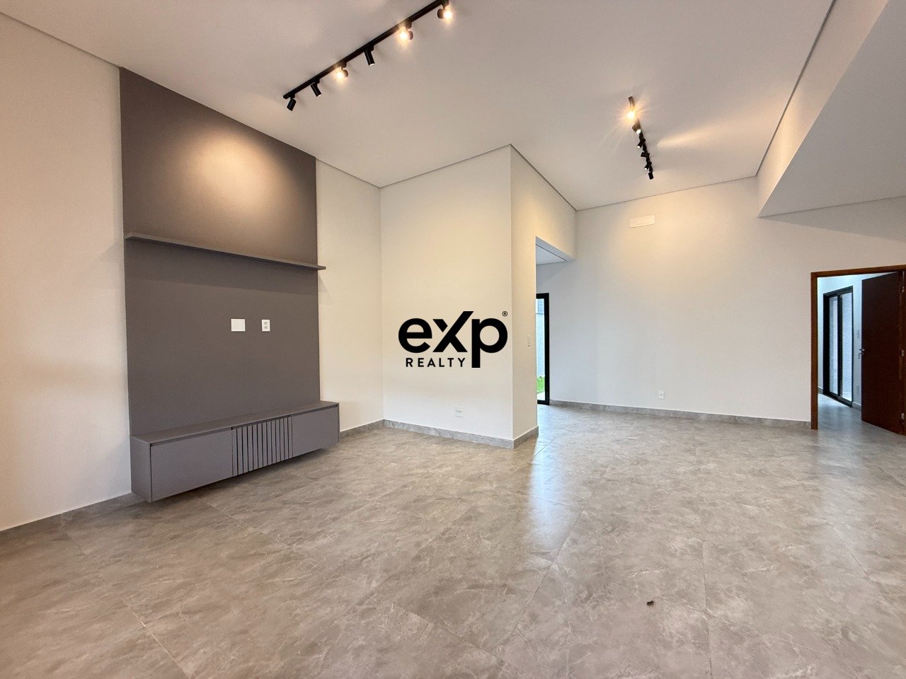 Casa térrea com 3 quartos à venda no Condomínio Terras da Estância - Paulínia
