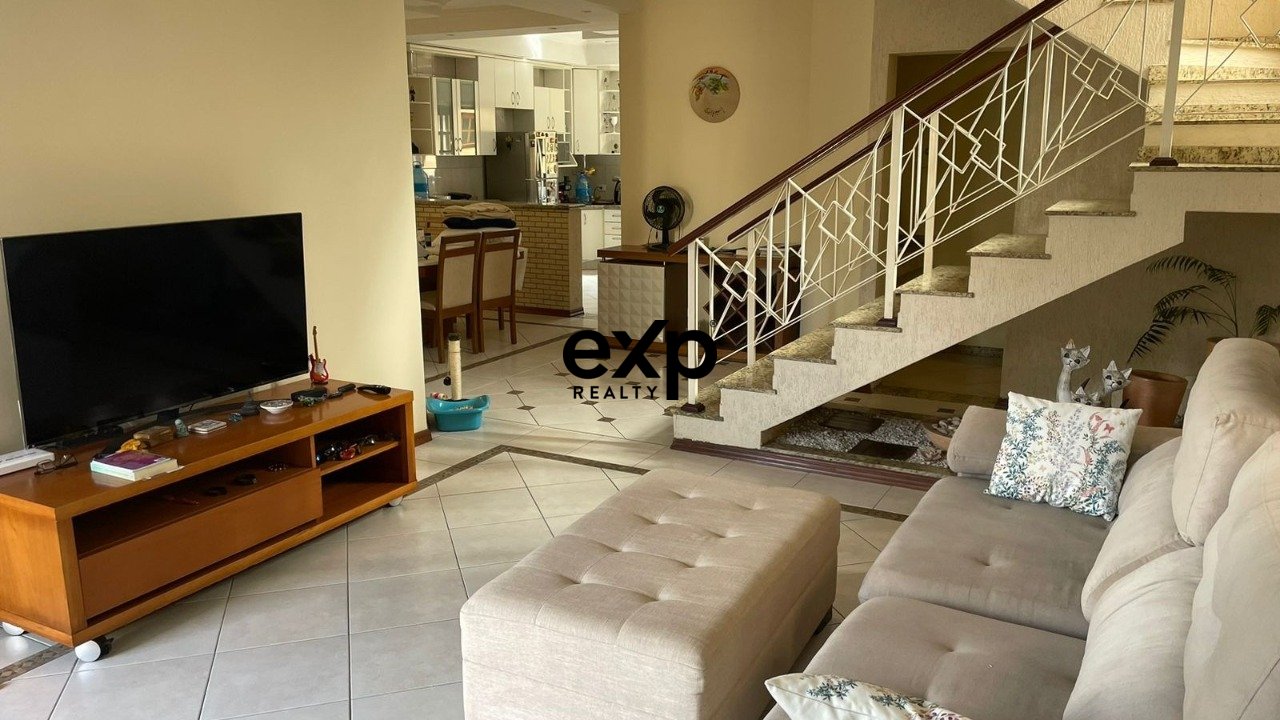 Casa em Condomínio para alugar em Caieiras, Vitório Olímpio 1 Nova Caieiras Caieiras 07703-030, 300 m²