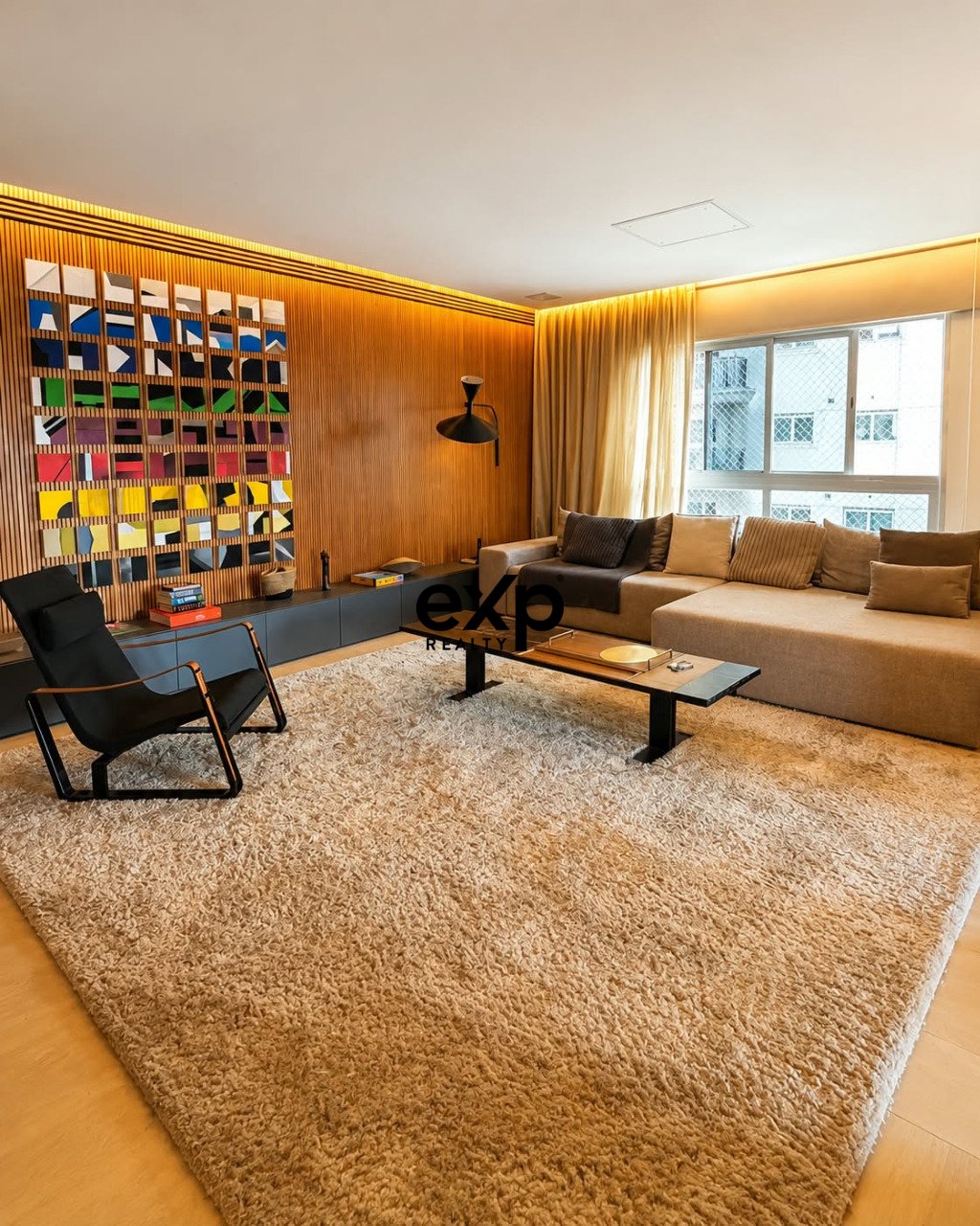 Apartamento de alto padrão com 469 m², 4 suítes e 6 vagas