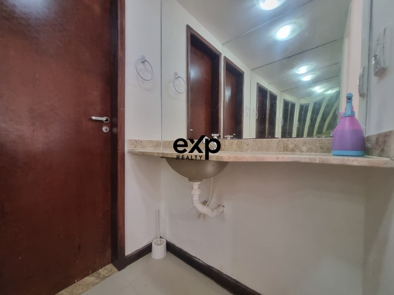 Casa em Condomínio à venda em Lauro de Freitas, Walter da Silva Maia 462 Ipitanga Lauro de Freitas 42706-740, 160 m²